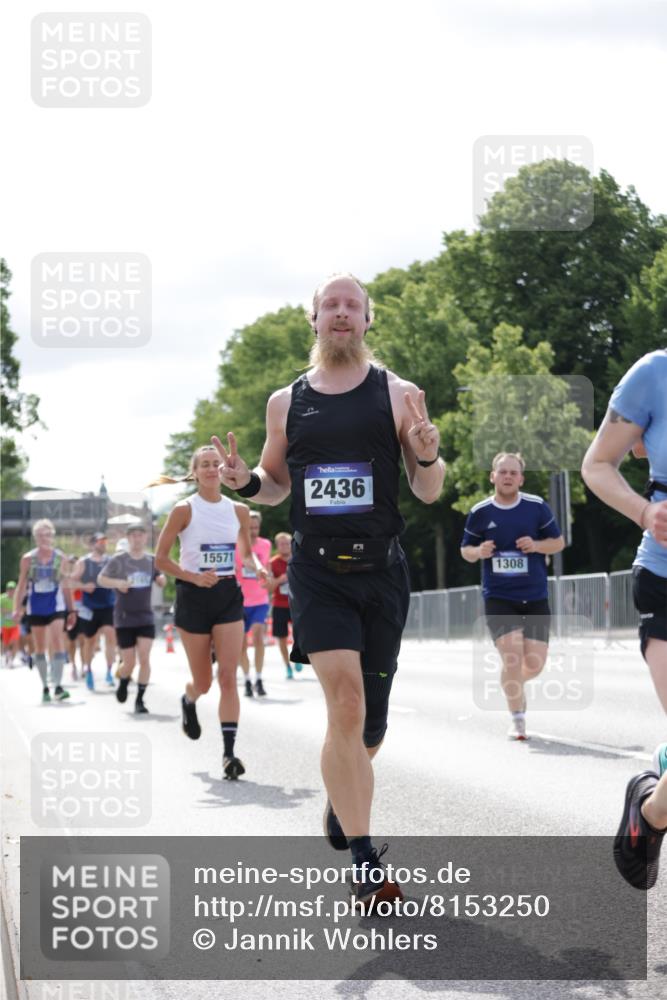 29.06.2025 - hella hamburg halbmarathon Jannik Wohlers http://msf.ph/oto/8153250 29.06.2025 10:15:38 Lombardsbrücke 1156, 1308, 1651, 2071, 2076, 2165, 2436, 2803, 3167, 4828, 5046, 5423, 7897, 8169, 8274, 8554, 8746, 8885, 9601, 9675, 9784, 9802, 10107, 10292, 10844, 10990, 11113, 11303, 11478, 11774, 11783, 11818, 12427, 12628, 14543, 14559, 15571, 15724, 15889, 16020, 16348, 16606, 17692, 18641, 19030 meine-sportfotos.de