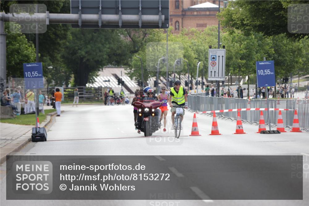 29.06.2025 - hella hamburg halbmarathon Jannik Wohlers http://msf.ph/oto/8153272 29.06.2025 09:34:29 Lombardsbrücke  meine-sportfotos.de