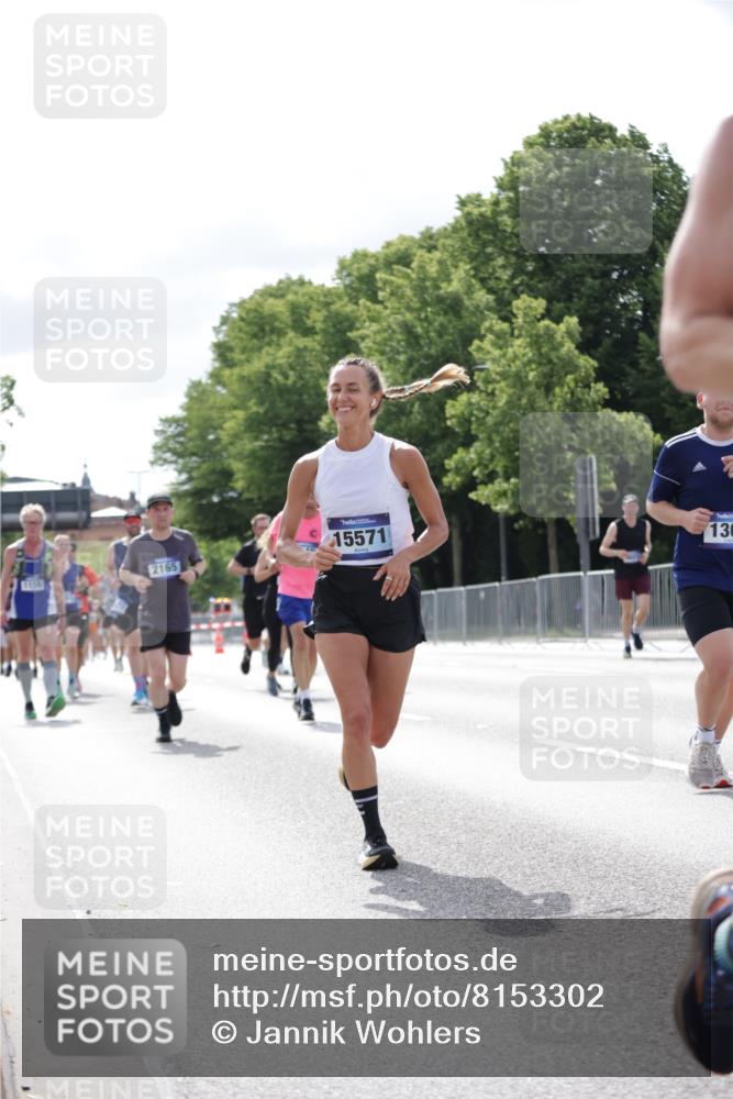 29.06.2025 - hella hamburg halbmarathon Jannik Wohlers http://msf.ph/oto/8153302 29.06.2025 10:15:40 Lombardsbrücke 1156, 1308, 1651, 2071, 2076, 2165, 2436, 2803, 2835, 3167, 4828, 5046, 5423, 7897, 8169, 8274, 8554, 8746, 8885, 9601, 9675, 9784, 9802, 10107, 10292, 10844, 10990, 11113, 11303, 11478, 11774, 11783, 11818, 12427, 12628, 14543, 14559, 15571, 15724, 15889, 16020, 16348, 16606, 17692, 18641, 18735, 19030 meine-sportfotos.de