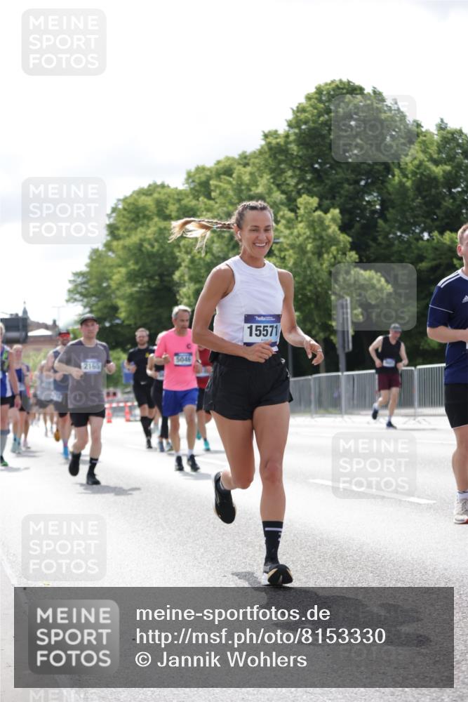 29.06.2025 - hella hamburg halbmarathon Jannik Wohlers http://msf.ph/oto/8153330 29.06.2025 10:15:40 Lombardsbrücke 1156, 1308, 1651, 2071, 2076, 2165, 2436, 2803, 2835, 3167, 4828, 5046, 5423, 7897, 8169, 8274, 8554, 8746, 8885, 9601, 9675, 9784, 9802, 10107, 10292, 10844, 10990, 11113, 11303, 11478, 11774, 11783, 11818, 12427, 12628, 14543, 14559, 15571, 15724, 15889, 16020, 16348, 16606, 17692, 18641, 18735, 19030 meine-sportfotos.de
