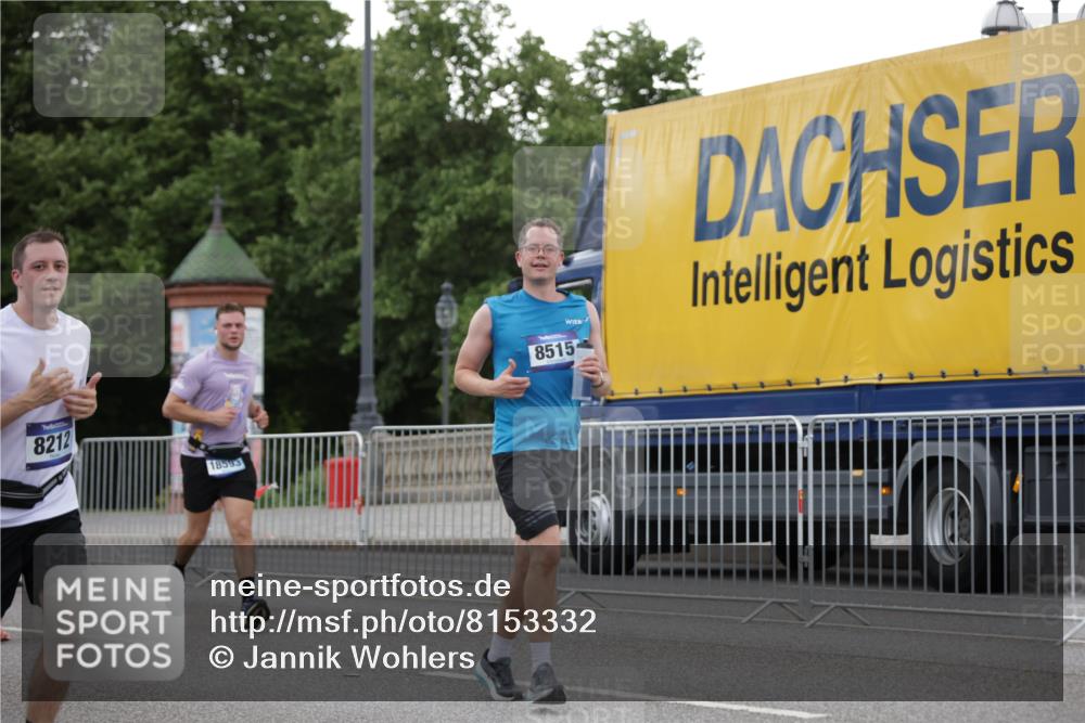 29.06.2025 - hella hamburg halbmarathon Jannik Wohlers http://msf.ph/oto/8153332 29.06.2025 10:53:00 Lombardsbrücke 1340, 1709, 1900, 1906, 1984, 2065, 2409, 3226, 4195, 4595, 5428, 5562, 5815, 6041, 6044, 7068, 7483, 7611, 7876, 8189, 8212, 8414, 8515, 8906, 9456, 9685, 9764, 9785, 10043, 10175, 10490, 11489, 11914, 12068, 12082, 12193, 12219, 12280, 12700, 13011, 13072, 13326, 13351, 14038, 14065, 14419, 14761, 15498, 16979, 17012, 17236, 17577, 17600, 18057, 18079, 18144, 18311, 18523, 18532, 18593 meine-sportfotos.de