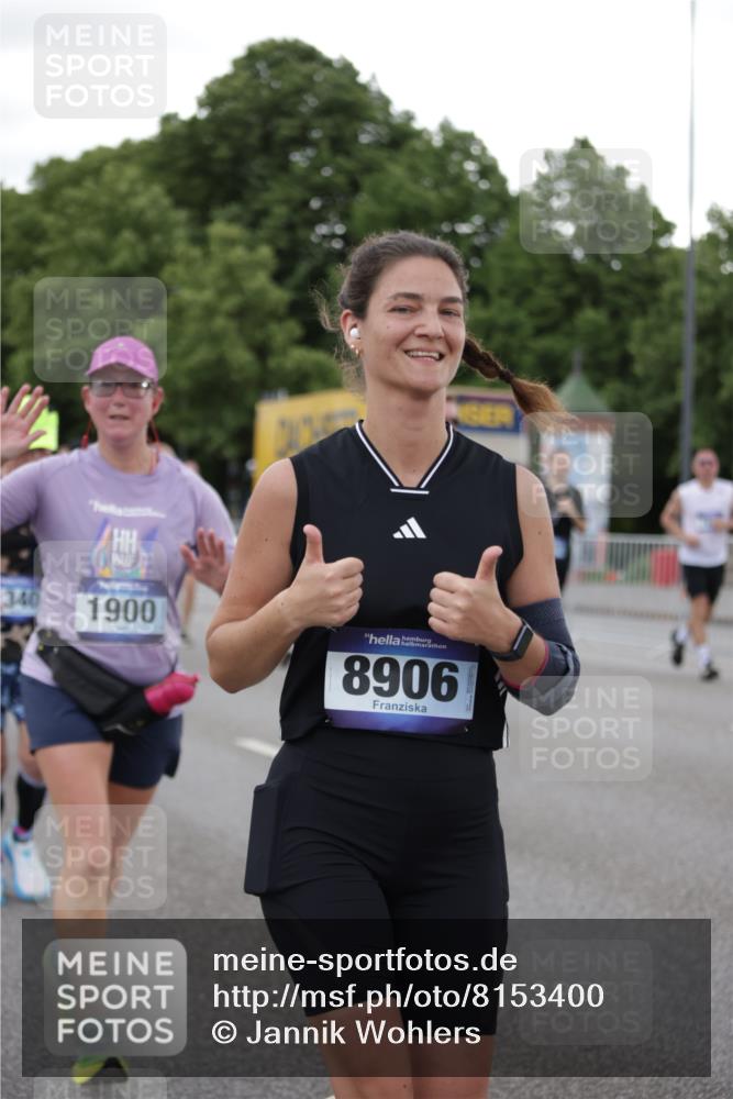 29.06.2025 - hella hamburg halbmarathon Jannik Wohlers http://msf.ph/oto/8153400 29.06.2025 10:53:02 Lombardsbrücke 1340, 1709, 1900, 1906, 1984, 2065, 2409, 2429, 3226, 4195, 4595, 5428, 5562, 5815, 6041, 6044, 6306, 7068, 7483, 7537, 7611, 7876, 8189, 8212, 8414, 8515, 8906, 9077, 9456, 9685, 9764, 9785, 10043, 10175, 10490, 11489, 11914, 12068, 12082, 12193, 12219, 12259, 12280, 12459, 12700, 13011, 13072, 13326, 13351, 14065, 14419, 14761, 15118, 15498, 15804, 16979, 17012, 17236, 17577, 17600, 18057, 18079, 18144, 18311, 18523, 18532, 18593, 18609 meine-sportfotos.de