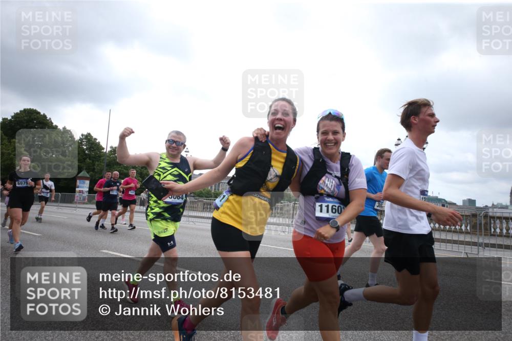29.06.2025 - hella hamburg halbmarathon Jannik Wohlers http://msf.ph/oto/8153481 29.06.2025 10:48:45 Lombardsbrücke 2160, 2395, 2541, 2713, 2927, 3070, 3086, 3232, 3253, 4403, 4525, 4527, 5118, 5463, 5551, 6566, 6979, 7931, 7936, 8549, 9245, 9341, 9359, 10033, 10038, 10081, 10130, 10479, 10782, 10785, 11000, 11031, 11192, 11601, 11681, 11741, 11865, 12010, 12173, 12380, 12664, 12881, 12882, 13426, 13564, 13565, 14080, 14081, 14623, 15064, 15159, 15176, 15411, 15530, 15597, 15631, 15771, 16012, 16759, 17287, 17315, 17538, 17647, 17693, 18016, 18453 meine-sportfotos.de