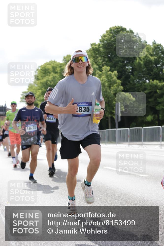29.06.2025 - hella hamburg halbmarathon Jannik Wohlers http://msf.ph/oto/8153499 29.06.2025 10:15:49 Lombardsbrücke 1212, 1308, 1599, 2071, 2165, 2436, 2803, 2835, 3134, 3648, 4583, 4637, 4828, 5046, 5294, 7753, 8169, 8274, 9601, 9628, 9802, 9881, 10107, 10183, 10292, 10844, 10990, 11344, 11345, 12572, 13215, 13610, 15332, 15388, 15487, 15571, 15724, 16921, 17592, 17692, 17806, 18735, 19030 meine-sportfotos.de