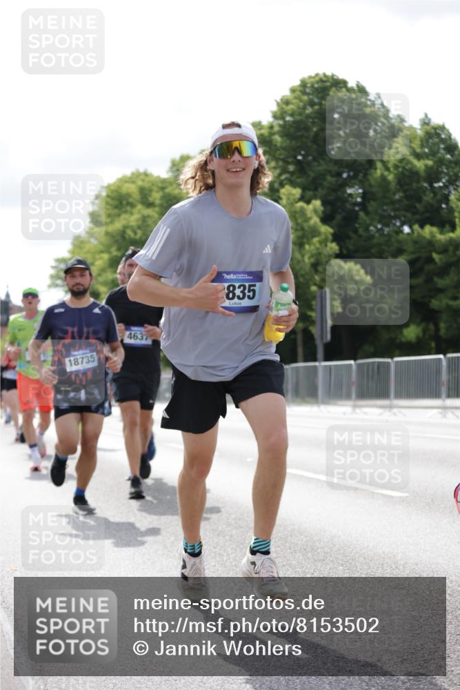 29.06.2025 - hella hamburg halbmarathon Jannik Wohlers http://msf.ph/oto/8153502 29.06.2025 10:15:49 Lombardsbrücke 1212, 1308, 1599, 2071, 2165, 2436, 2803, 2835, 3134, 3648, 4583, 4637, 4828, 5046, 5294, 7753, 8169, 8274, 9601, 9628, 9802, 9881, 10107, 10183, 10292, 10844, 10990, 11344, 11345, 12572, 13215, 13610, 15332, 15388, 15487, 15571, 15724, 16921, 17592, 17692, 17806, 18735, 19030 meine-sportfotos.de