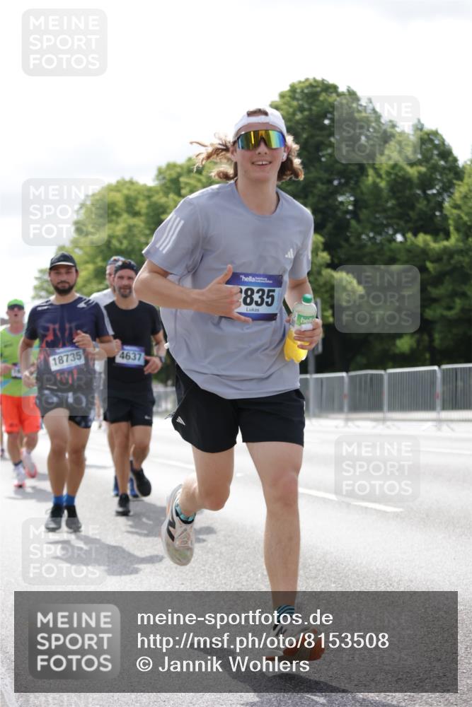 29.06.2025 - hella hamburg halbmarathon Jannik Wohlers http://msf.ph/oto/8153508 29.06.2025 10:15:49 Lombardsbrücke 1212, 1308, 1599, 2071, 2165, 2436, 2803, 2835, 3134, 3648, 4583, 4637, 4828, 5046, 5294, 7753, 8169, 8274, 9601, 9628, 9802, 9881, 10107, 10183, 10292, 10844, 10990, 11344, 11345, 12572, 13215, 13610, 15332, 15388, 15487, 15571, 15724, 16921, 17592, 17692, 17806, 18735, 19030 meine-sportfotos.de