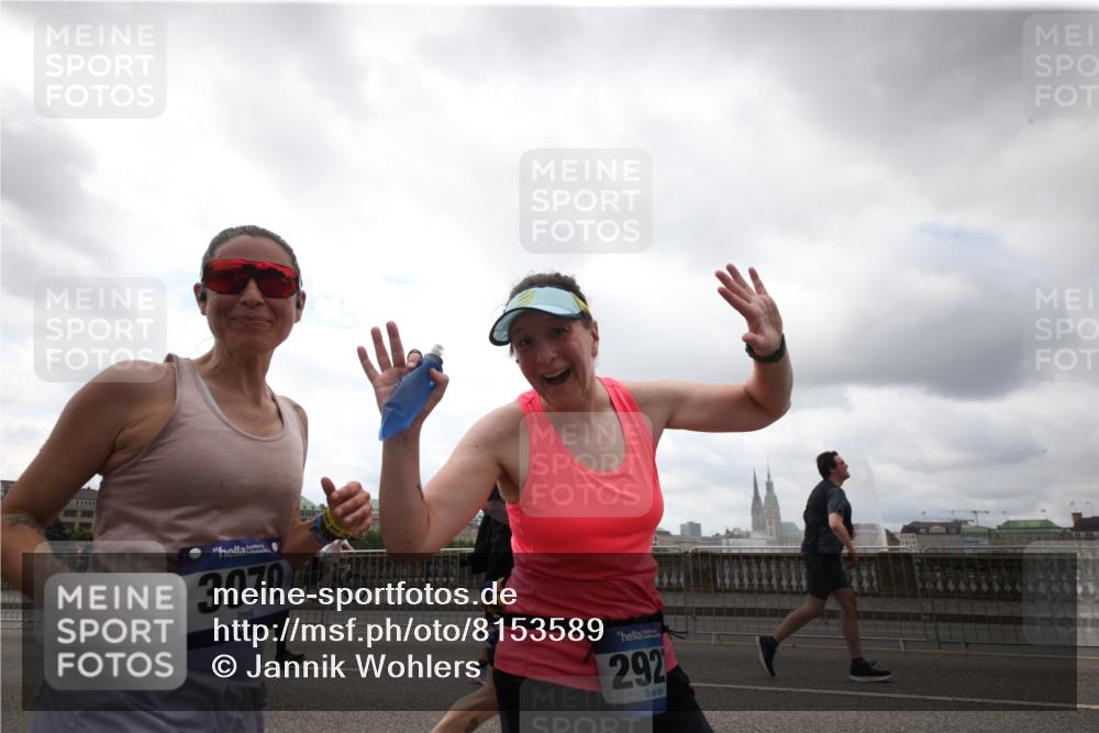 29.06.2025 - hella hamburg halbmarathon Jannik Wohlers http://msf.ph/oto/8153589 29.06.2025 10:48:59 Lombardsbrücke 1525, 1625, 2067, 2527, 2541, 2668, 2927, 3070, 3183, 3232, 3383, 3943, 4403, 4525, 4527, 4589, 4769, 4809, 5106, 5463, 6191, 6989, 7301, 7650, 7931, 7936, 8549, 9245, 9261, 10033, 10038, 10130, 10333, 10479, 10782, 10785, 11558, 11631, 11681, 12669, 13564, 13565, 14389, 14390, 15057, 15412, 16436, 16759, 17085, 17089, 17287, 17315, 17647, 17964, 18453, 18470 meine-sportfotos.de