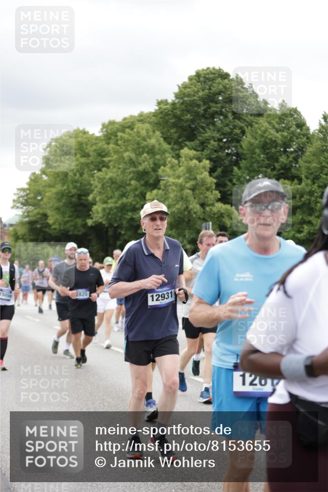 29.06.2025 - hella hamburg halbmarathon Jannik Wohlers http://msf.ph/oto/8153655 29.06.2025 11:00:17 Lombardsbrücke 1261, 1594, 2239, 2430, 2758, 2820, 2876, 3222, 3451, 4175, 4176, 5535, 5637, 5668, 5956, 6101, 6197, 6612, 6613, 6774, 7213, 7813, 8557, 8559, 9733, 10116, 10117, 10118, 10131, 10154, 10290, 11490, 12017, 12029, 12919, 12931, 13569, 13884, 14048, 14094, 14131, 15050, 16253, 16293, 16763, 17473, 17523, 17680, 17963, 18138, 18140, 18681, 18776 meine-sportfotos.de