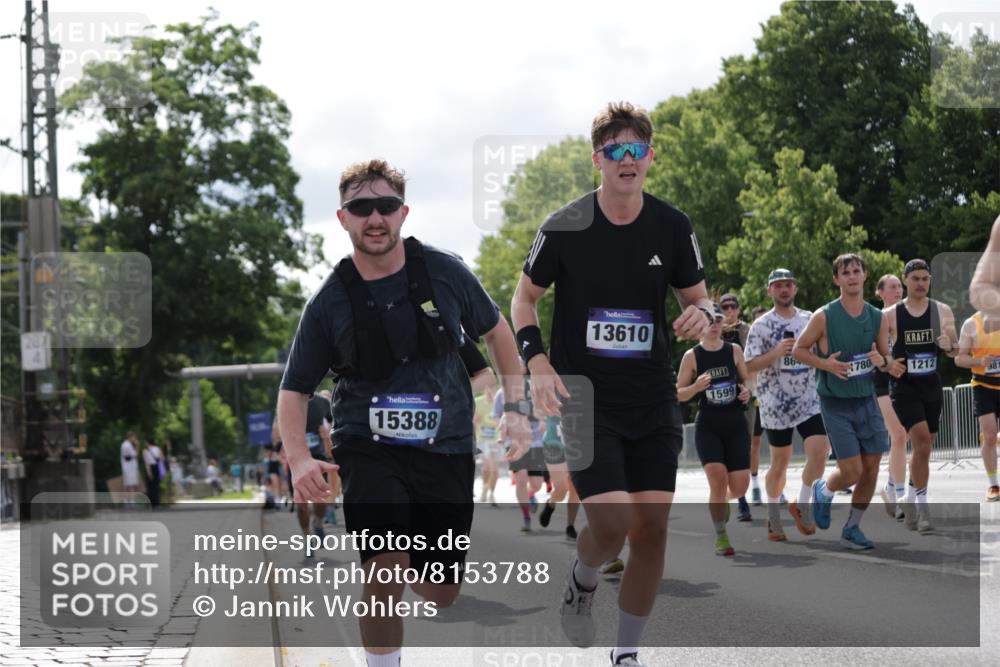 29.06.2025 - hella hamburg halbmarathon Jannik Wohlers http://msf.ph/oto/8153788 29.06.2025 10:15:56 Lombardsbrücke 1212, 1244, 1599, 2803, 2835, 3030, 3134, 3648, 4583, 4637, 5294, 6024, 7753, 8274, 8597, 8645, 8847, 9601, 9628, 9802, 9810, 9881, 10107, 10139, 10141, 10183, 10292, 10844, 10990, 11344, 11345, 11752, 12572, 13215, 13220, 13610, 13727, 15332, 15388, 15487, 15724, 16199, 16456, 16607, 16921, 17422, 17592, 17694, 17806, 17854, 17942, 18735 meine-sportfotos.de
