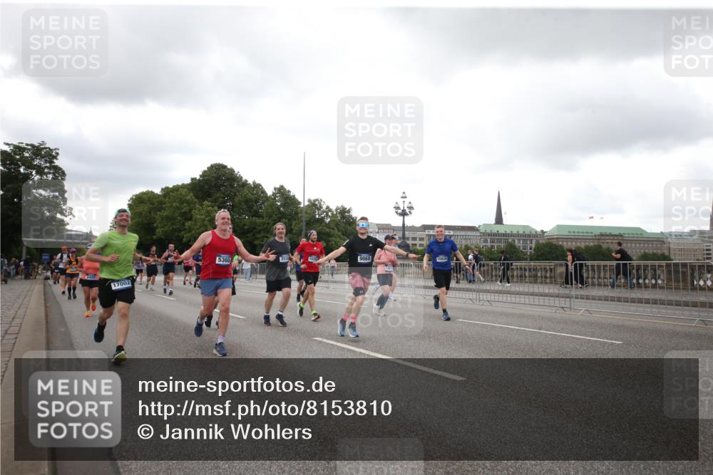 29.06.2025 - hella hamburg halbmarathon Jannik Wohlers http://msf.ph/oto/8153810 29.06.2025 10:52:10 Lombardsbrücke 1369, 1826, 2362, 2420, 2528, 2983, 3140, 3227, 4591, 5360, 6671, 7511, 7735, 7812, 9068, 9070, 9103, 9731, 10080, 10392, 10600, 10879, 10928, 11084, 11297, 12546, 12994, 13207, 13208, 13305, 13677, 14424, 14704, 14893, 14897, 15205, 15447, 15906, 16053, 16056, 16984, 17002, 17050, 17359, 17896, 18106, 18115, 18633, 18645, 18751, 18997, 19063, 19097 meine-sportfotos.de