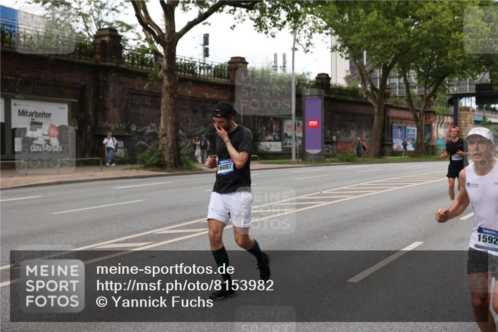 29.06.2025 - hella hamburg halbmarathon Yannick Fuchs http://msf.ph/oto/8153982 29.06.2025 10:37:49 20KM 3109, 3116, 3124, 3697, 3928, 4080, 4318, 6495, 7026, 7185, 7508, 7635, 8664, 9114, 10099, 10237, 10251, 10493, 11177, 11778, 12153, 12623, 12657, 12723, 12776, 13398, 13807, 13897, 14201, 14210, 14484, 14849, 15706, 15921, 16314, 16338, 16997, 17391, 17403, 18274, 18449, 18775, 19009, 19038, 19051, 19229 meine-sportfotos.de