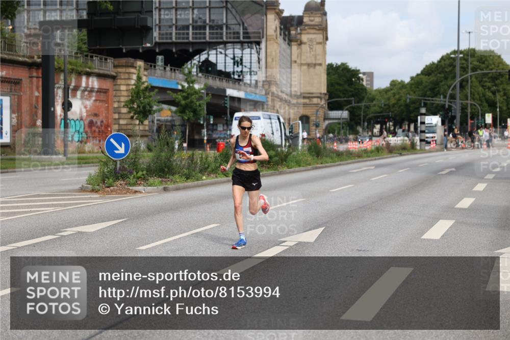 29.06.2025 - hella hamburg halbmarathon Yannick Fuchs http://msf.ph/oto/8153994 29.06.2025 10:11:51 20KM 50, 3944, 11409 meine-sportfotos.de