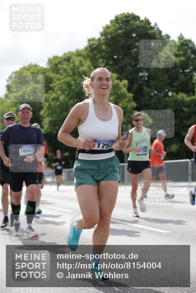 29.06.2025 - hella hamburg halbmarathon Jannik Wohlers http://msf.ph/oto/8154004 29.06.2025 10:16:04 Lombardsbrücke 1212, 1244, 1599, 2347, 2912, 3030, 3134, 3156, 3484, 3648, 3687, 4478, 4583, 5294, 6024, 6488, 7158, 7358, 7753, 8295, 8597, 8645, 8707, 8847, 8857, 9628, 9664, 9810, 10076, 10139, 10141, 10183, 10575, 11236, 11344, 11345, 11752, 12572, 12872, 12911, 13215, 13220, 13610, 13712, 13727, 13835, 13859, 14857, 15332, 15388, 15487, 16098, 16100, 16186, 16199, 16456, 16607, 16740, 17422, 17694, 17806, 17838, 17854, 17942 meine-sportfotos.de