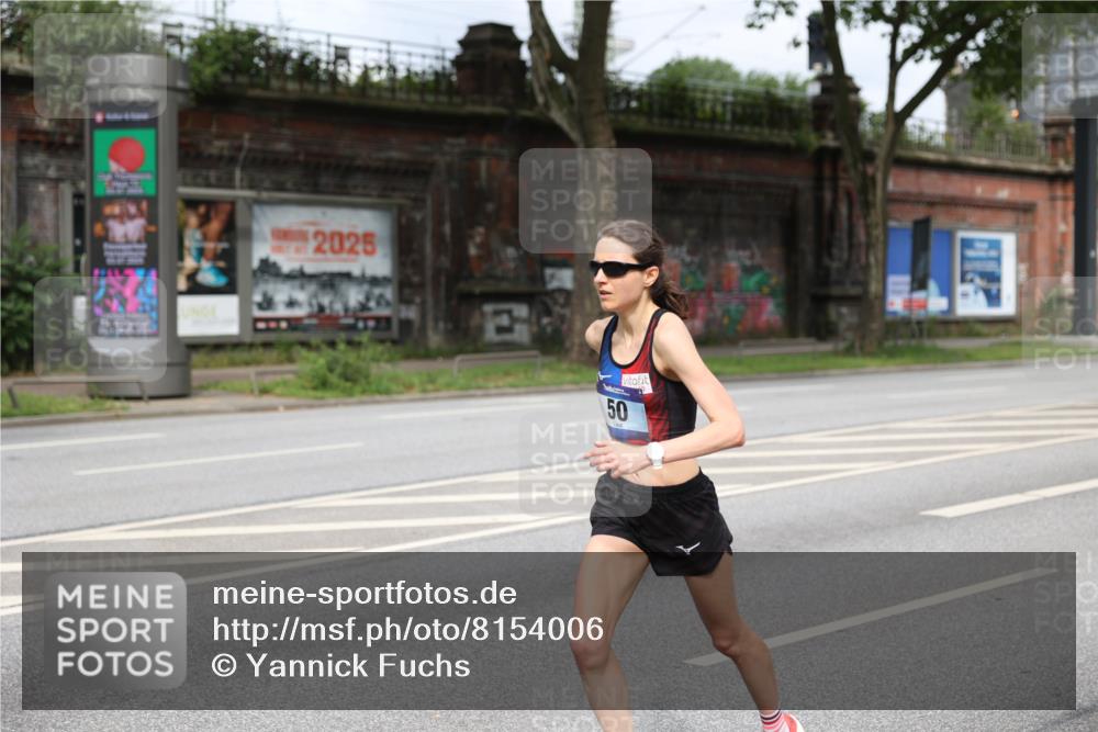 29.06.2025 - hella hamburg halbmarathon Yannick Fuchs http://msf.ph/oto/8154006 29.06.2025 10:11:53 20KM 50, 3944, 11409 meine-sportfotos.de