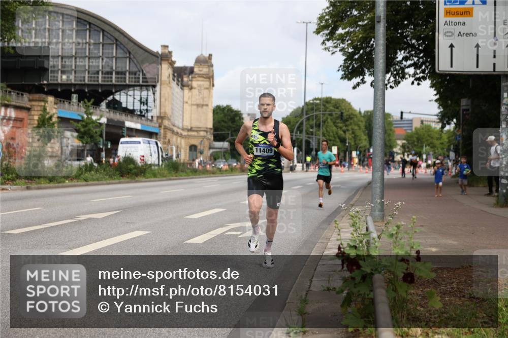29.06.2025 - hella hamburg halbmarathon Yannick Fuchs http://msf.ph/oto/8154031 29.06.2025 10:12:07 20KM 3944, 11409, 11864 meine-sportfotos.de