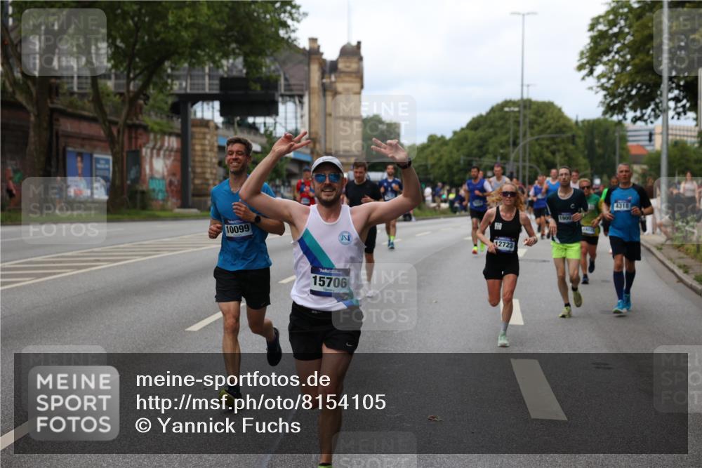 29.06.2025 - hella hamburg halbmarathon Yannick Fuchs http://msf.ph/oto/8154105 29.06.2025 10:37:51 20KM 3109, 3116, 3124, 3146, 3437, 3697, 3928, 4080, 4318, 6495, 7026, 7185, 7508, 7635, 8664, 9114, 10099, 10237, 10251, 10493, 11778, 12153, 12623, 12657, 12723, 12776, 13348, 13398, 13807, 13897, 14201, 14210, 14484, 14849, 15383, 15706, 15921, 15932, 16105, 16314, 16338, 16648, 16997, 17391, 17403, 18274, 18449, 18775, 19009, 19038, 19051, 19090, 19229 meine-sportfotos.de