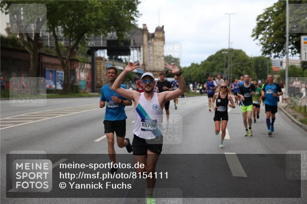 29.06.2025 - hella hamburg halbmarathon Yannick Fuchs http://msf.ph/oto/8154111 29.06.2025 10:37:51 20KM 3109, 3116, 3124, 3146, 3437, 3697, 3928, 4080, 4318, 6495, 7026, 7185, 7508, 7635, 8664, 9114, 10099, 10237, 10251, 10493, 11778, 12153, 12623, 12657, 12723, 12776, 13348, 13398, 13807, 13897, 14201, 14210, 14484, 14849, 15383, 15706, 15921, 15932, 16105, 16314, 16338, 16648, 16997, 17391, 17403, 18274, 18449, 18775, 19009, 19038, 19051, 19090, 19229 meine-sportfotos.de