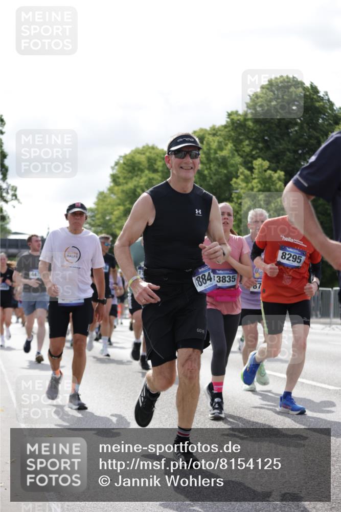 29.06.2025 - hella hamburg halbmarathon Jannik Wohlers http://msf.ph/oto/8154125 29.06.2025 10:16:06 Lombardsbrücke 1212, 1244, 1599, 1825, 2347, 2912, 3030, 3156, 3484, 3648, 3687, 4478, 4583, 5294, 6024, 6488, 7158, 7358, 7753, 8295, 8317, 8597, 8645, 8707, 8847, 8857, 9628, 9664, 9810, 10076, 10139, 10141, 10575, 11236, 11344, 11345, 11752, 12230, 12572, 12872, 12911, 13215, 13220, 13610, 13712, 13727, 13835, 13859, 14219, 14857, 15388, 16098, 16100, 16186, 16199, 16456, 16607, 16740, 17422, 17694, 17806, 17838, 17854, 17942 meine-sportfotos.de