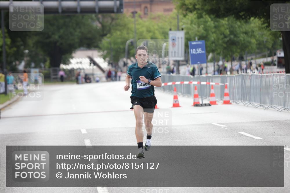 29.06.2025 - hella hamburg halbmarathon Jannik Wohlers http://msf.ph/oto/8154127 29.06.2025 09:35:28 Lombardsbrücke 28, 47, 14689, 17888 meine-sportfotos.de