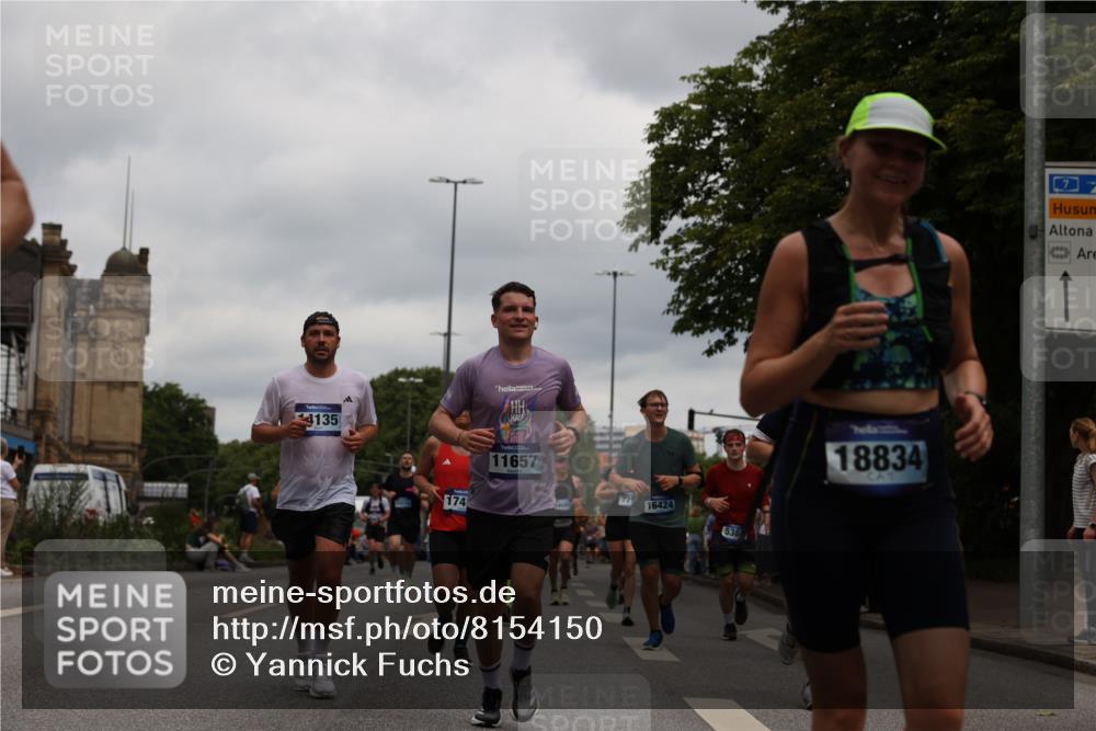 29.06.2025 - hella hamburg halbmarathon Yannick Fuchs http://msf.ph/oto/8154150 29.06.2025 10:57:47 20KM 1254, 1316, 1334, 1464, 1940, 2685, 4328, 5305, 5384, 7290, 8561, 9191, 10705, 10766, 11149, 11527, 11657, 11771, 12315, 12316, 12662, 13171, 13841, 14135, 14493, 15093, 15532, 15897, 16424, 16426, 16639, 16995, 17061, 17071, 17437, 17685, 17686, 17730, 17894, 18122, 18581, 18717 meine-sportfotos.de