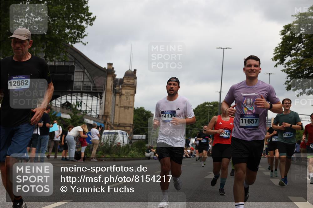 29.06.2025 - hella hamburg halbmarathon Yannick Fuchs http://msf.ph/oto/8154217 29.06.2025 10:57:48 20KM 1254, 1316, 1334, 1464, 2685, 4328, 5305, 5384, 7290, 8561, 9191, 10705, 10766, 11149, 11527, 11657, 11771, 12315, 12316, 12662, 13171, 13841, 14135, 14493, 15093, 15532, 15897, 16424, 16426, 16639, 16995, 17061, 17071, 17112, 17437, 17685, 17686, 17730, 17894, 18122, 18395, 18581, 18717 meine-sportfotos.de