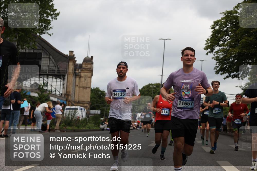 29.06.2025 - hella hamburg halbmarathon Yannick Fuchs http://msf.ph/oto/8154225 29.06.2025 10:57:48 20KM 1254, 1316, 1334, 1464, 2685, 4328, 5305, 5384, 7290, 8561, 9191, 10705, 10766, 11149, 11527, 11657, 11771, 12315, 12316, 12662, 13171, 13841, 14135, 14493, 15093, 15532, 15897, 16424, 16426, 16639, 16995, 17061, 17071, 17112, 17437, 17685, 17686, 17730, 17894, 18122, 18395, 18581, 18717 meine-sportfotos.de