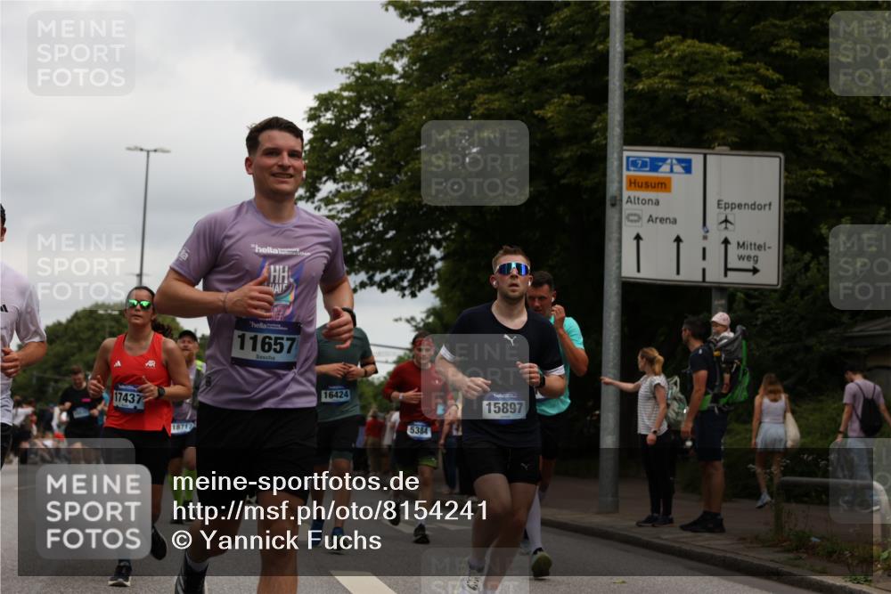 29.06.2025 - hella hamburg halbmarathon Yannick Fuchs http://msf.ph/oto/8154241 29.06.2025 10:57:48 20KM 1254, 1316, 1334, 1464, 2685, 4328, 5305, 5384, 7290, 8561, 9191, 10705, 10766, 11149, 11527, 11657, 11771, 12315, 12316, 12662, 13171, 13841, 14135, 14493, 15093, 15532, 15897, 16424, 16426, 16639, 16995, 17061, 17071, 17112, 17437, 17685, 17686, 17730, 17894, 18122, 18395, 18581, 18717 meine-sportfotos.de