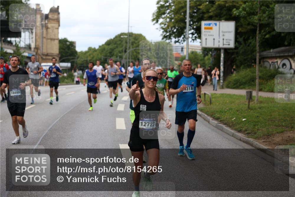 29.06.2025 - hella hamburg halbmarathon Yannick Fuchs http://msf.ph/oto/8154265 29.06.2025 10:37:53 20KM 3109, 3116, 3124, 3146, 3437, 3697, 3928, 4080, 4318, 5506, 6495, 7026, 7185, 7451, 7508, 7635, 8664, 9114, 10099, 10237, 10493, 11778, 12153, 12623, 12657, 12723, 12776, 13348, 13398, 13897, 14201, 14210, 14484, 14690, 14849, 15383, 15706, 15932, 16105, 16314, 16338, 16648, 16997, 17391, 17403, 18449, 18775, 19009, 19038, 19051, 19090, 19229 meine-sportfotos.de