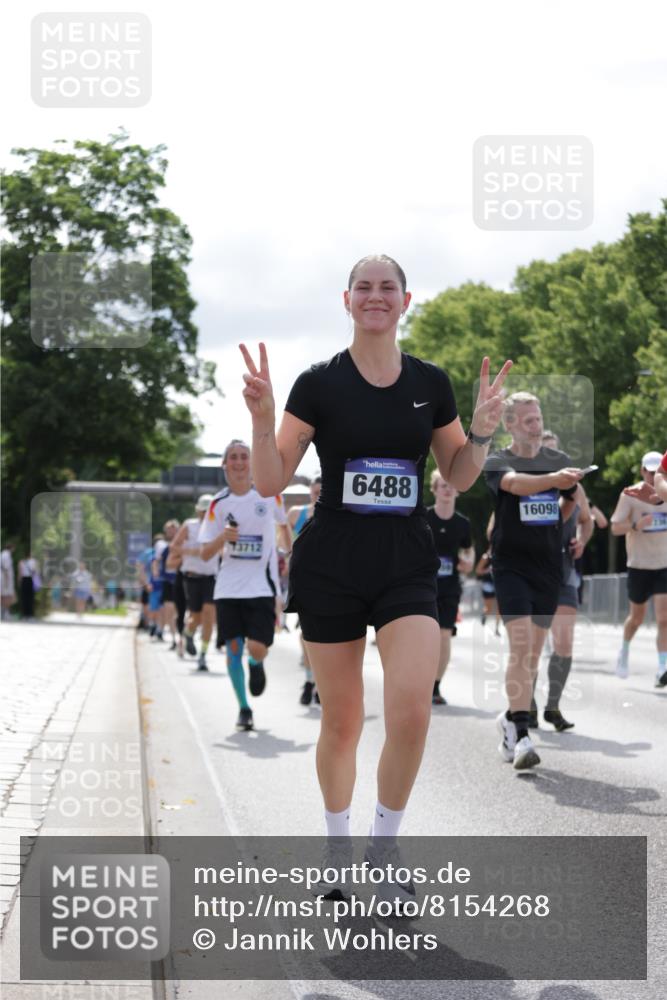29.06.2025 - hella hamburg halbmarathon Jannik Wohlers http://msf.ph/oto/8154268 29.06.2025 10:16:10 Lombardsbrücke 1212, 1244, 1599, 1825, 2347, 2912, 3030, 3156, 3176, 3484, 3687, 4478, 5036, 5037, 6024, 6488, 7158, 7358, 7753, 8295, 8317, 8597, 8645, 8707, 8847, 8857, 9628, 9664, 9676, 9810, 10076, 10139, 10141, 10232, 10575, 11236, 11335, 11752, 12230, 12417, 12872, 12911, 13114, 13220, 13712, 13727, 13835, 13859, 14219, 14857, 16098, 16100, 16186, 16199, 16376, 16456, 16607, 16740, 16856, 17422, 17604, 17694, 17806, 17838, 17854, 17857, 17942 meine-sportfotos.de