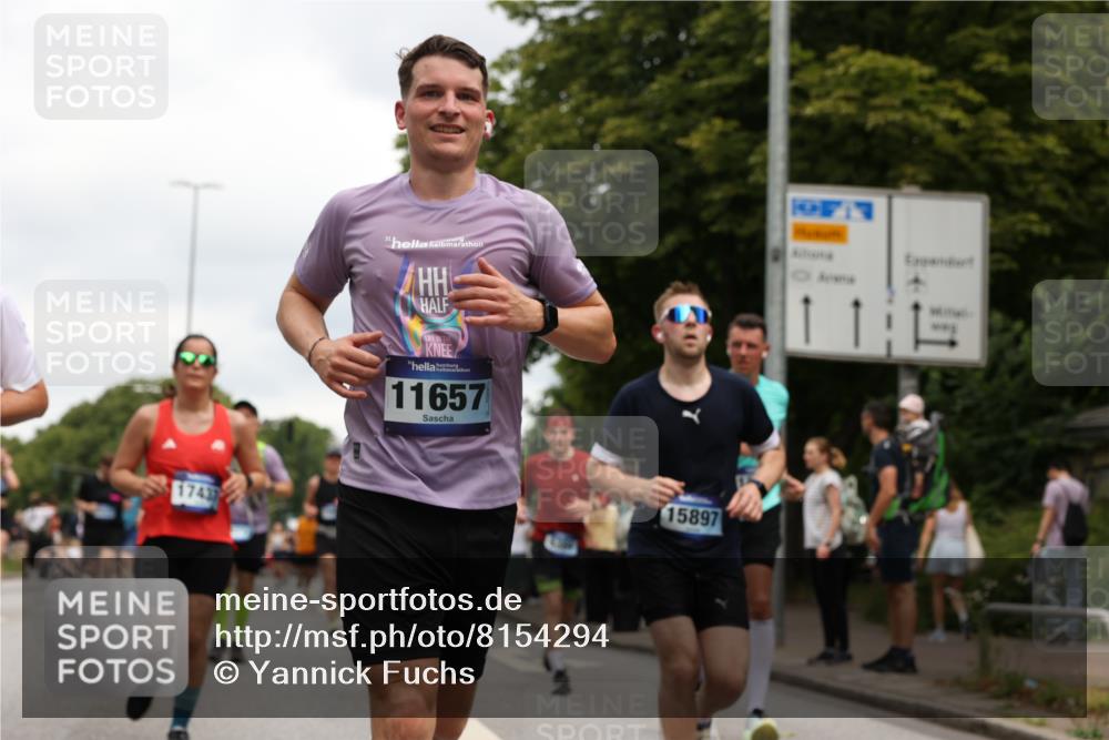 29.06.2025 - hella hamburg halbmarathon Yannick Fuchs http://msf.ph/oto/8154294 29.06.2025 10:57:49 20KM 1254, 1316, 1334, 1464, 2685, 4328, 5305, 5384, 7290, 8561, 9191, 10705, 10766, 11149, 11527, 11657, 11771, 12315, 12316, 12662, 13171, 13841, 14135, 14493, 15093, 15532, 15897, 16424, 16426, 16639, 16995, 17061, 17071, 17112, 17437, 17685, 17686, 17730, 17894, 18122, 18395, 18581, 18717 meine-sportfotos.de