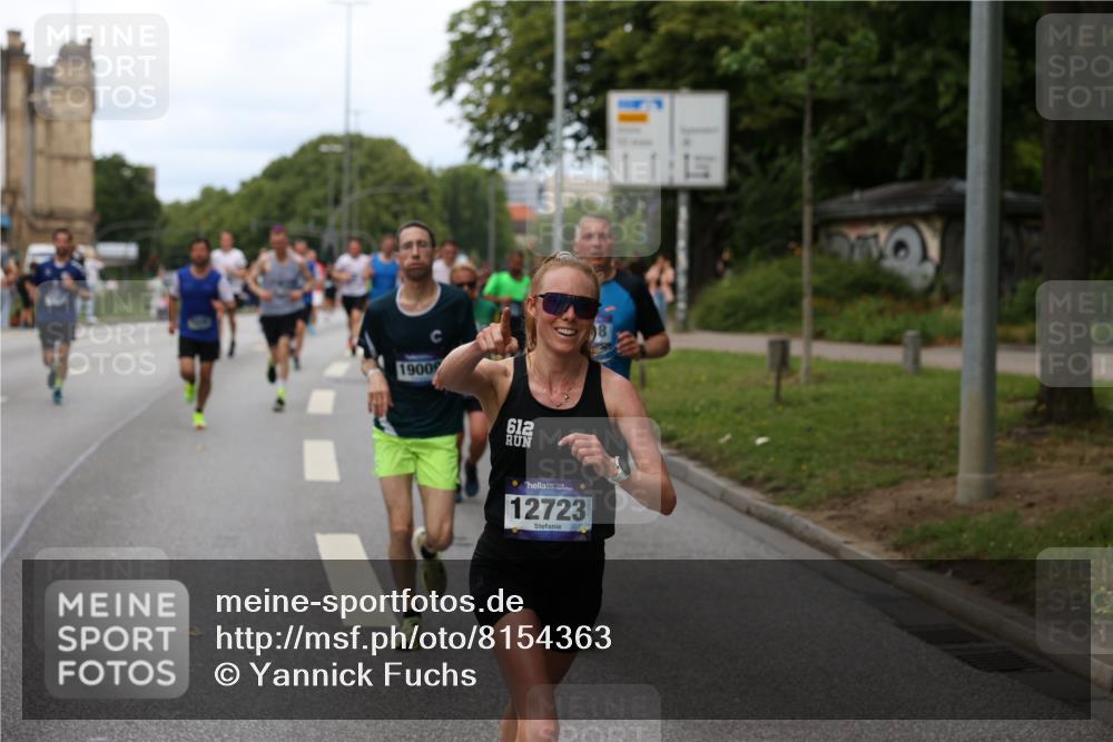 29.06.2025 - hella hamburg halbmarathon Yannick Fuchs http://msf.ph/oto/8154363 29.06.2025 10:37:53 20KM 3109, 3116, 3124, 3146, 3437, 3697, 3928, 4080, 4318, 5506, 6495, 7026, 7185, 7451, 7508, 7635, 8664, 9114, 10099, 10237, 10493, 11778, 12153, 12623, 12657, 12723, 12776, 13348, 13398, 13897, 14201, 14210, 14484, 14690, 14849, 15383, 15706, 15932, 16105, 16314, 16338, 16648, 16997, 17391, 17403, 18449, 18775, 19009, 19038, 19051, 19090, 19229 meine-sportfotos.de