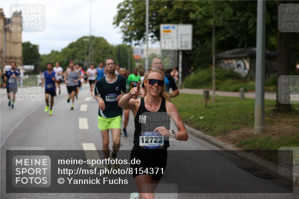 29.06.2025 - hella hamburg halbmarathon Yannick Fuchs http://msf.ph/oto/8154371 29.06.2025 10:37:53 20KM 3109, 3116, 3124, 3146, 3437, 3697, 3928, 4080, 4318, 5506, 6495, 7026, 7185, 7451, 7508, 7635, 8664, 9114, 10099, 10237, 10493, 11778, 12153, 12623, 12657, 12723, 12776, 13348, 13398, 13897, 14201, 14210, 14484, 14690, 14849, 15383, 15706, 15932, 16105, 16314, 16338, 16648, 16997, 17391, 17403, 18449, 18775, 19009, 19038, 19051, 19090, 19229 meine-sportfotos.de