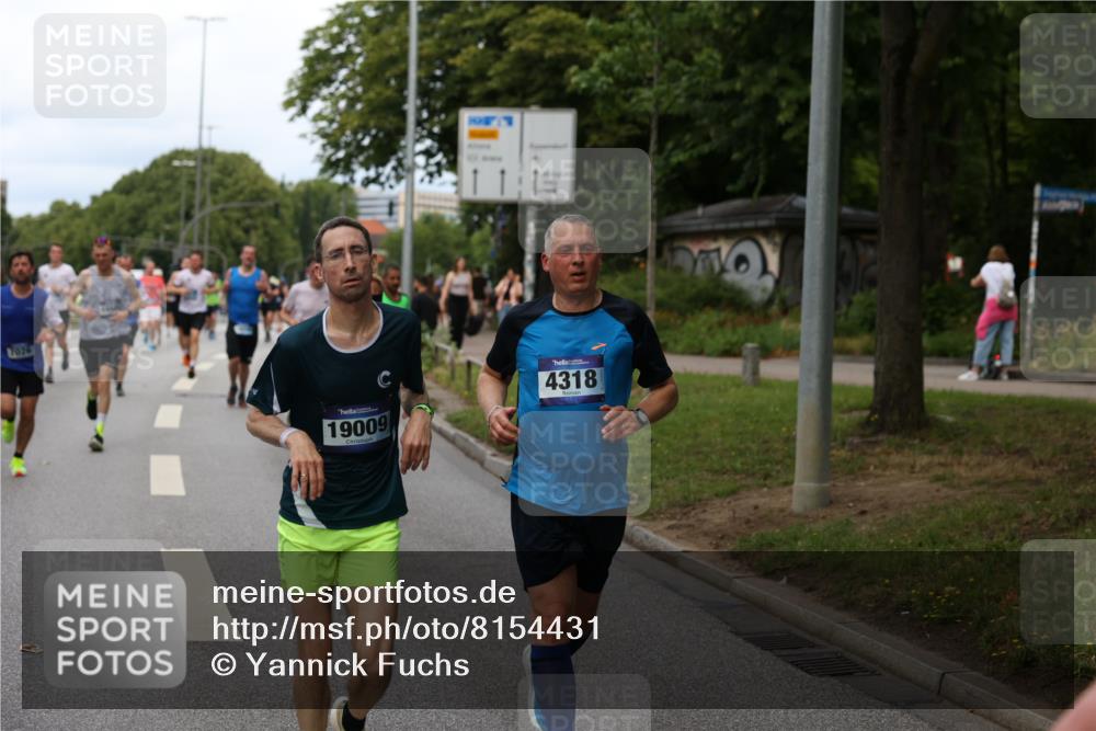 29.06.2025 - hella hamburg halbmarathon Yannick Fuchs http://msf.ph/oto/8154431 29.06.2025 10:37:54 20KM 3109, 3116, 3124, 3146, 3437, 3697, 3928, 4080, 4318, 5506, 6495, 7026, 7093, 7185, 7451, 7508, 7635, 8664, 9114, 10099, 10237, 10493, 11778, 11848, 12153, 12327, 12623, 12657, 12723, 12776, 13348, 13398, 13897, 14201, 14210, 14484, 14690, 14849, 15383, 15932, 16105, 16314, 16338, 16648, 16997, 17391, 17403, 17516, 18449, 18678, 18775, 19009, 19038, 19051, 19090, 19229 meine-sportfotos.de