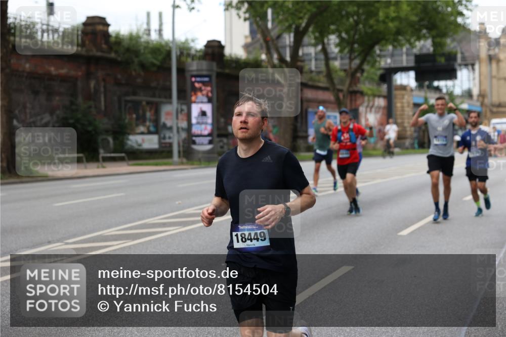 29.06.2025 - hella hamburg halbmarathon Yannick Fuchs http://msf.ph/oto/8154504 29.06.2025 10:37:55 20KM 3109, 3116, 3124, 3146, 3437, 3697, 3928, 4080, 4318, 5506, 6495, 7026, 7093, 7185, 7451, 7508, 7635, 8664, 9114, 10237, 10246, 10493, 11648, 11778, 11848, 12153, 12327, 12623, 12657, 12776, 13348, 13398, 13897, 14201, 14210, 14484, 14690, 14849, 15383, 15932, 16105, 16314, 16338, 16648, 16997, 17391, 17403, 17516, 18449, 18678, 18775, 19009, 19038, 19051, 19090, 19229 meine-sportfotos.de