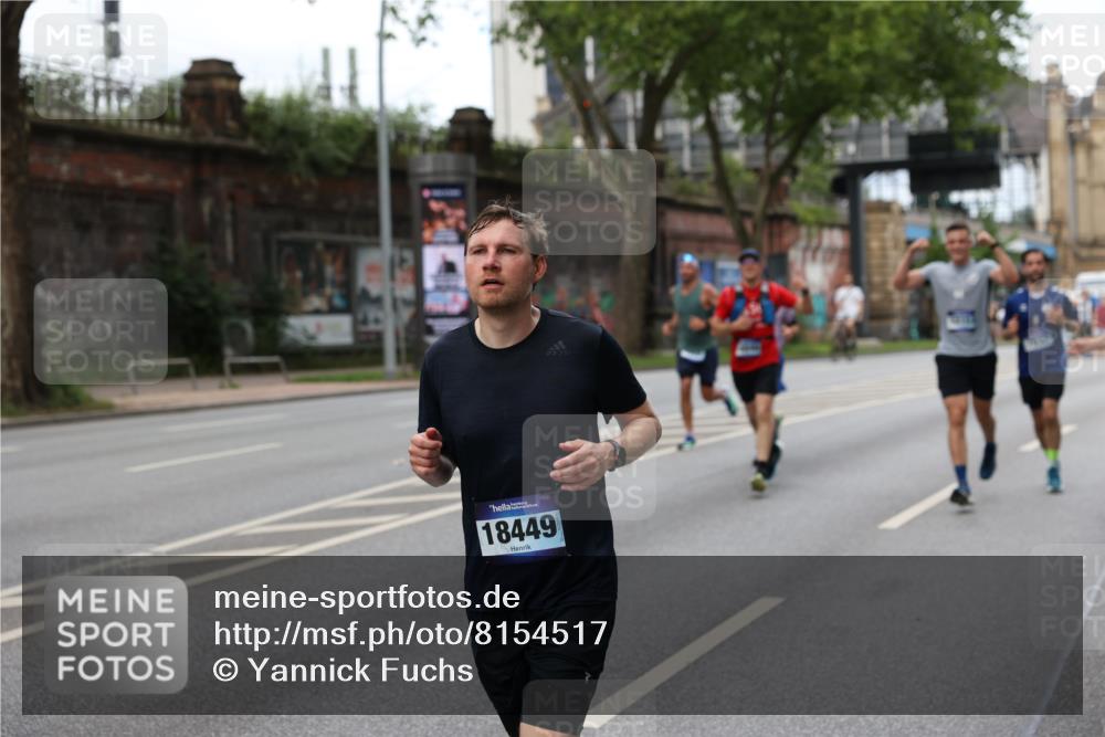 29.06.2025 - hella hamburg halbmarathon Yannick Fuchs http://msf.ph/oto/8154517 29.06.2025 10:37:55 20KM 3109, 3116, 3124, 3146, 3437, 3697, 3928, 4080, 4318, 5506, 6495, 7026, 7093, 7185, 7451, 7508, 7635, 8664, 9114, 10237, 10246, 10493, 11648, 11778, 11848, 12153, 12327, 12623, 12657, 12776, 13348, 13398, 13897, 14201, 14210, 14484, 14690, 14849, 15383, 15932, 16105, 16314, 16338, 16648, 16997, 17391, 17403, 17516, 18449, 18678, 18775, 19009, 19038, 19051, 19090, 19229 meine-sportfotos.de
