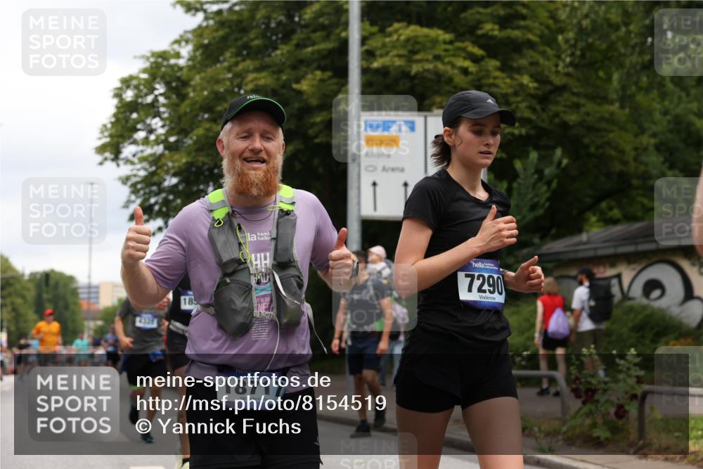 29.06.2025 - hella hamburg halbmarathon Yannick Fuchs http://msf.ph/oto/8154519 29.06.2025 10:57:52 20KM 1254, 1334, 1464, 2685, 4328, 5305, 5384, 7042, 7290, 8561, 9191, 10705, 10766, 11149, 11527, 11657, 11771, 12315, 12316, 12662, 13171, 13542, 13841, 14135, 14493, 15093, 15532, 15897, 16424, 16426, 16639, 16995, 17061, 17071, 17112, 17150, 17437, 17685, 17686, 17730, 18395, 18581, 18717 meine-sportfotos.de