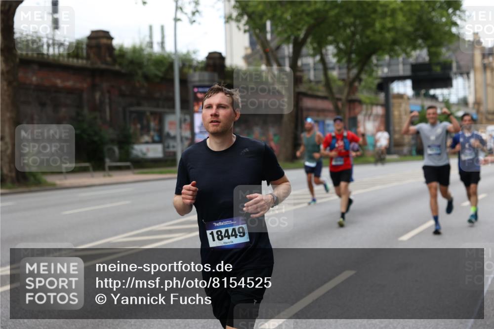 29.06.2025 - hella hamburg halbmarathon Yannick Fuchs http://msf.ph/oto/8154525 29.06.2025 10:37:55 20KM 3109, 3116, 3124, 3146, 3437, 3697, 3928, 4080, 4318, 5506, 6495, 7026, 7093, 7185, 7451, 7508, 7635, 8664, 9114, 10237, 10246, 10493, 11648, 11778, 11848, 12153, 12327, 12623, 12657, 12776, 13348, 13398, 13897, 14201, 14210, 14484, 14690, 14849, 15383, 15932, 16105, 16314, 16338, 16648, 16997, 17391, 17403, 17516, 18449, 18678, 18775, 19009, 19038, 19051, 19090, 19229 meine-sportfotos.de