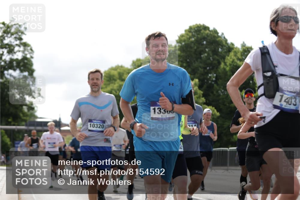 29.06.2025 - hella hamburg halbmarathon Jannik Wohlers http://msf.ph/oto/8154592 29.06.2025 10:16:27 Lombardsbrücke 1117, 1240, 1331, 1403, 1602, 2225, 3088, 3176, 3450, 5036, 5037, 6328, 6742, 6941, 6948, 7114, 7115, 7257, 7360, 7376, 7924, 7928, 8263, 8317, 8513, 8619, 9091, 9208, 9332, 9492, 9676, 9891, 10165, 10232, 10314, 10317, 10320, 10926, 11335, 11410, 11428, 11442, 12230, 12252, 12289, 12297, 12417, 12640, 13114, 13206, 13365, 13851, 14219, 14597, 14646, 15381, 15564, 15613, 15658, 15713, 15861, 16376, 16459, 16709, 16856, 17449, 17527, 17604, 17845, 17857, 18245 meine-sportfotos.de