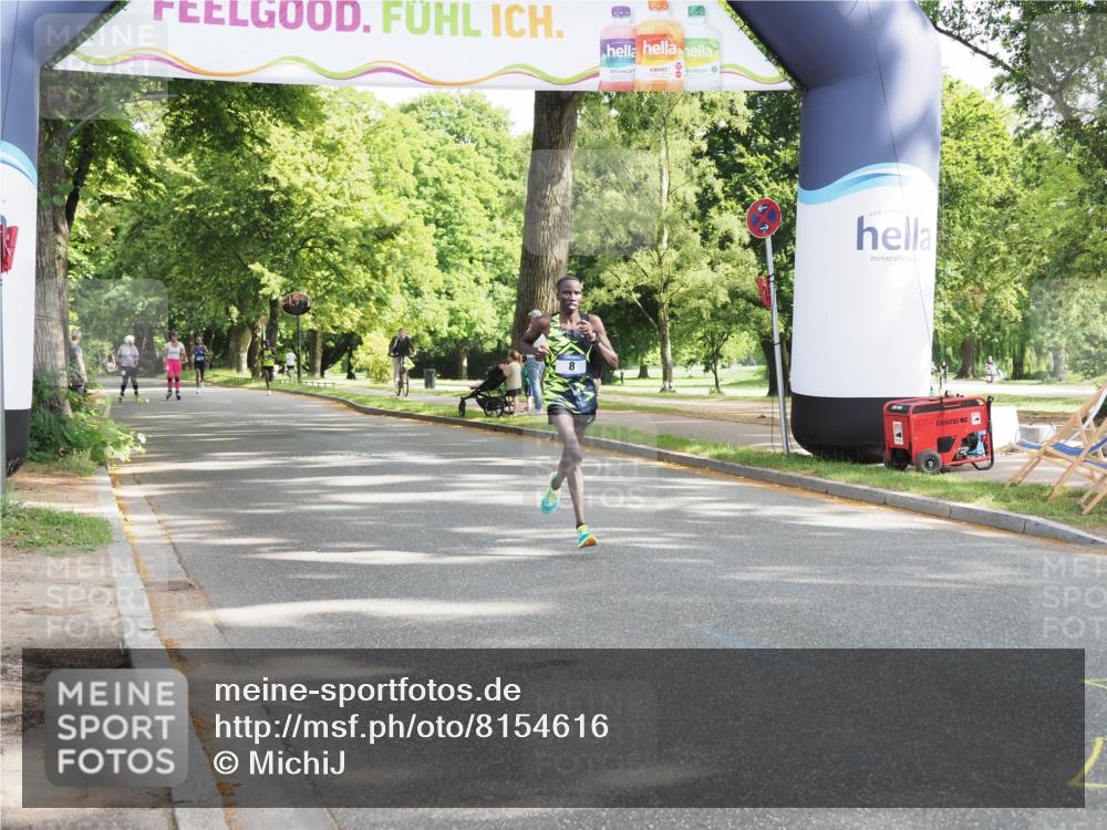 29.06.2025 - hella hamburg halbmarathon MichiJ http://msf.ph/oto/8154616 29.06.2025 09:56:18 Zwischen KM18-KM19 8 meine-sportfotos.de