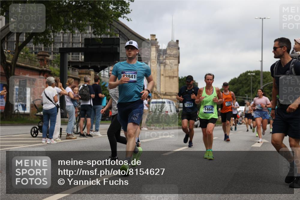 29.06.2025 - hella hamburg halbmarathon Yannick Fuchs http://msf.ph/oto/8154627 29.06.2025 10:57:56 20KM 1254, 1334, 1464, 2685, 2810, 4328, 5384, 7042, 7290, 7907, 8561, 9191, 10705, 11149, 11657, 11771, 12315, 12662, 13171, 13503, 13542, 13841, 14135, 14225, 14493, 15093, 15532, 15897, 16424, 16995, 17061, 17112, 17150, 17437, 17533, 17685, 17686, 17730, 18395, 18581, 18717 meine-sportfotos.de