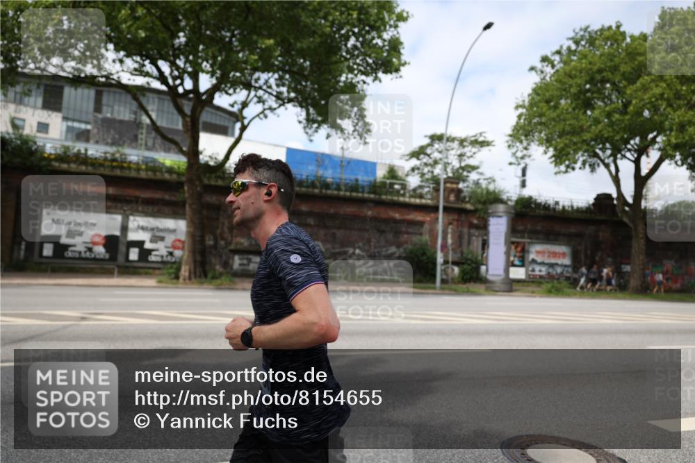 29.06.2025 - hella hamburg halbmarathon Yannick Fuchs http://msf.ph/oto/8154655 29.06.2025 10:13:51 20KM 15166, 19072 meine-sportfotos.de