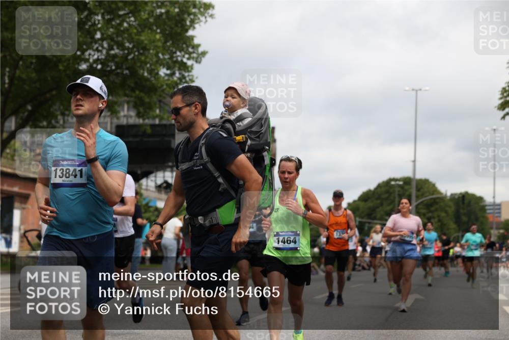 29.06.2025 - hella hamburg halbmarathon Yannick Fuchs http://msf.ph/oto/8154665 29.06.2025 10:57:57 20KM 1254, 1334, 1464, 2685, 2810, 4328, 5384, 7042, 7290, 7907, 8561, 9191, 10705, 11149, 11657, 12662, 13171, 13503, 13542, 13841, 14135, 14225, 14493, 15093, 15532, 15897, 16424, 16995, 17061, 17112, 17150, 17437, 17533, 17685, 17686, 17730, 18395, 18581, 18717 meine-sportfotos.de