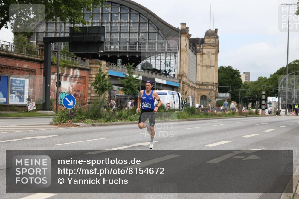 29.06.2025 - hella hamburg halbmarathon Yannick Fuchs http://msf.ph/oto/8154672 29.06.2025 10:14:23 20KM 6380, 11342, 15495 meine-sportfotos.de