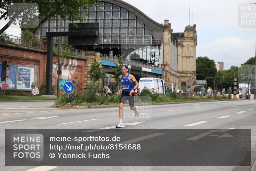29.06.2025 - hella hamburg halbmarathon Yannick Fuchs http://msf.ph/oto/8154688 29.06.2025 10:14:23 20KM 6380, 11342, 15495 meine-sportfotos.de