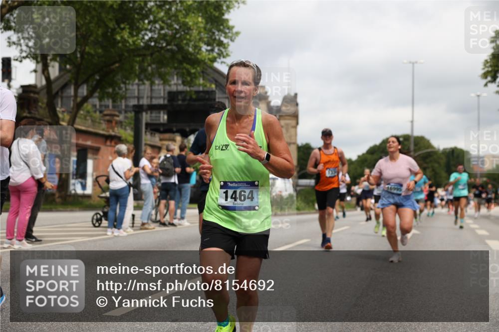 29.06.2025 - hella hamburg halbmarathon Yannick Fuchs http://msf.ph/oto/8154692 29.06.2025 10:57:59 20KM 1254, 1334, 1464, 2685, 2810, 4328, 5384, 7042, 7290, 7907, 8561, 9191, 11149, 12479, 12662, 13503, 13542, 13841, 14225, 15093, 15532, 15797, 15897, 16424, 16995, 17061, 17112, 17150, 17533, 17685, 17686, 17730, 18395, 18581, 18717 meine-sportfotos.de