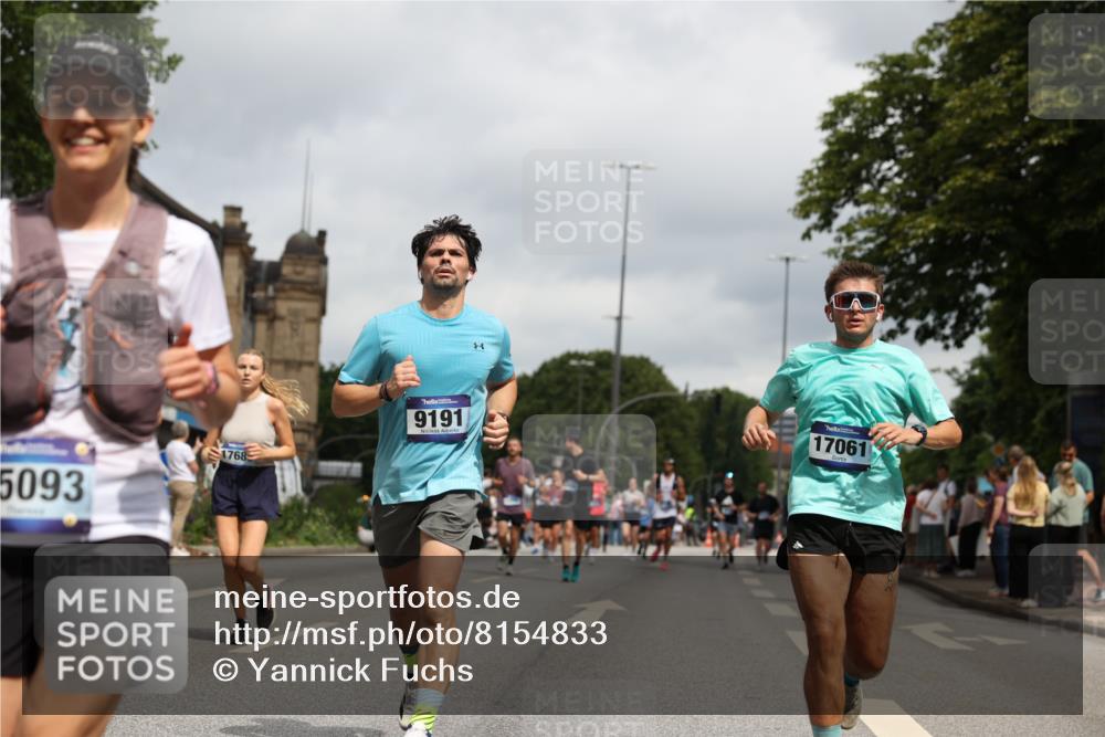 29.06.2025 - hella hamburg halbmarathon Yannick Fuchs http://msf.ph/oto/8154833 29.06.2025 10:58:03 20KM 1254, 1334, 1464, 2685, 2810, 4328, 7042, 7907, 8561, 8890, 9191, 11149, 12479, 13503, 13542, 13841, 14225, 14970, 15093, 15532, 15797, 16424, 16995, 17061, 17112, 17150, 17533, 17685, 17686, 17730, 18395, 18581 meine-sportfotos.de