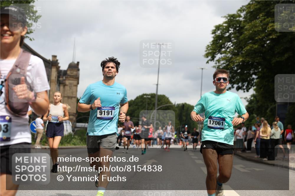 29.06.2025 - hella hamburg halbmarathon Yannick Fuchs http://msf.ph/oto/8154838 29.06.2025 10:58:03 20KM 1254, 1334, 1464, 2685, 2810, 4328, 7042, 7907, 8561, 8890, 9191, 11149, 12479, 13503, 13542, 13841, 14225, 14970, 15093, 15532, 15797, 16424, 16995, 17061, 17112, 17150, 17533, 17685, 17686, 17730, 18395, 18581 meine-sportfotos.de