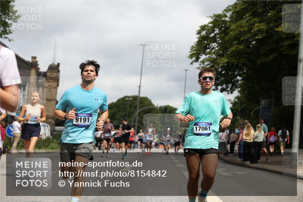 29.06.2025 - hella hamburg halbmarathon Yannick Fuchs http://msf.ph/oto/8154842 29.06.2025 10:58:03 20KM 1254, 1334, 1464, 2685, 2810, 4328, 7042, 7907, 8561, 8890, 9191, 11149, 12479, 13503, 13542, 13841, 14225, 14970, 15093, 15532, 15797, 16424, 16995, 17061, 17112, 17150, 17533, 17685, 17686, 17730, 18395, 18581 meine-sportfotos.de