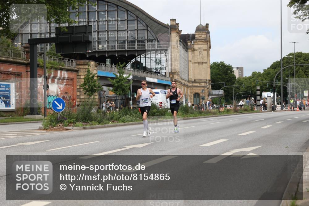 29.06.2025 - hella hamburg halbmarathon Yannick Fuchs http://msf.ph/oto/8154865 29.06.2025 10:14:32 20KM 53, 2144, 6380, 11342 meine-sportfotos.de