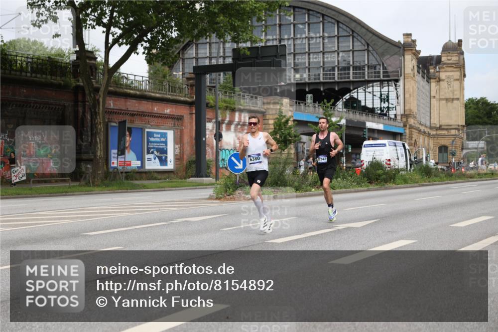 29.06.2025 - hella hamburg halbmarathon Yannick Fuchs http://msf.ph/oto/8154892 29.06.2025 10:14:33 20KM 53, 2144, 6380, 11342 meine-sportfotos.de